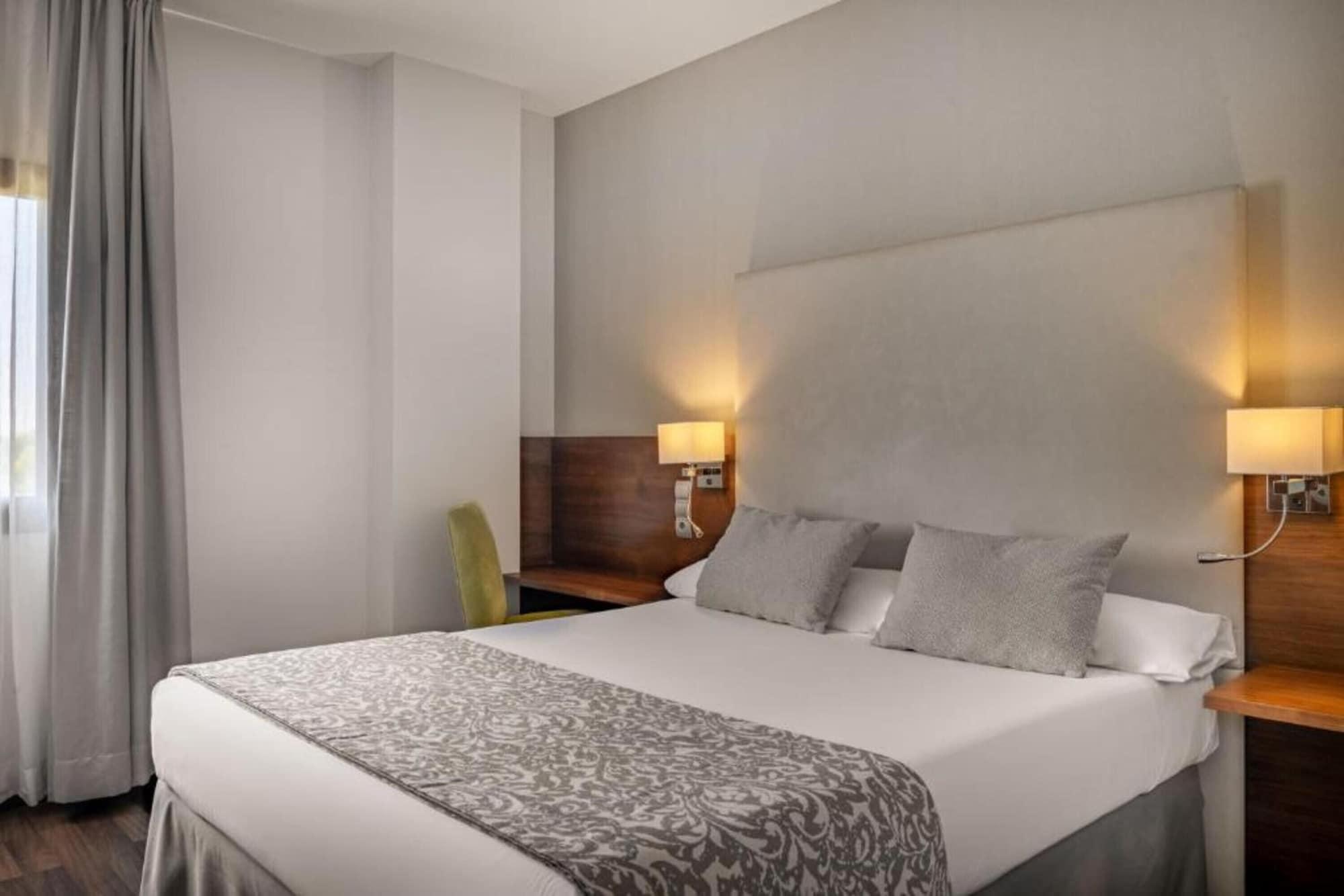 Hotel Parque Real Ciudad Real Exteriör bild