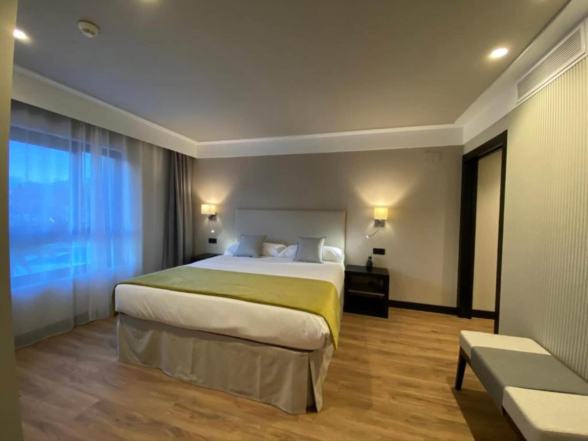 Hotel Parque Real Ciudad Real Exteriör bild